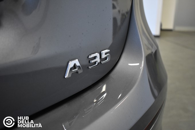MERCEDES-BENZ A 35 AMG 4Matic Luxury